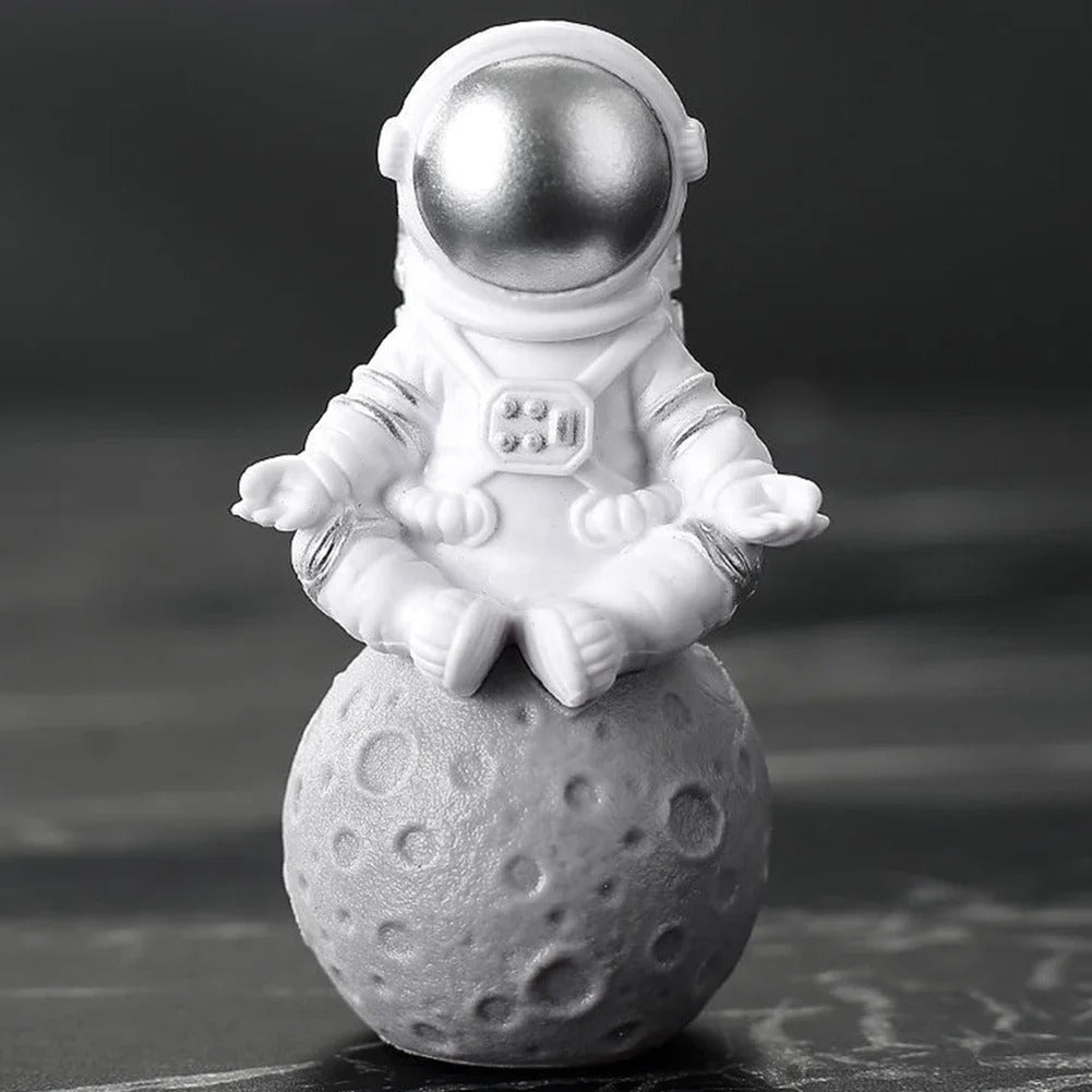 Astronaut Figurine Set